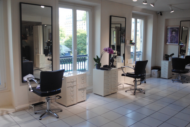 coiffure-CASTILLON-min_floor-home-office-property-living-room-room-781228-pxhere.com